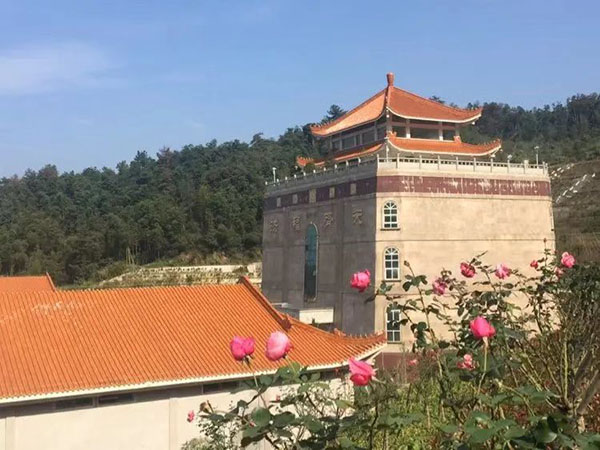 梅岭世纪园